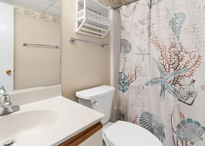 Ocean View 2-Bedroom Condo At Excalibur Perfect Coastal Getaway